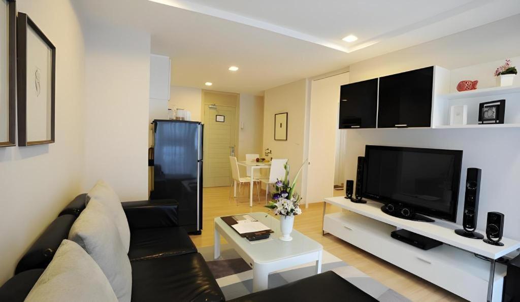 Baan K Residence Bangkok Buitenkant foto